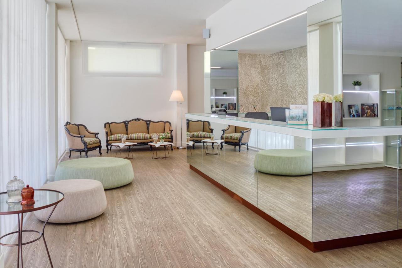 Hotel Astoria Каорле Екстериор снимка