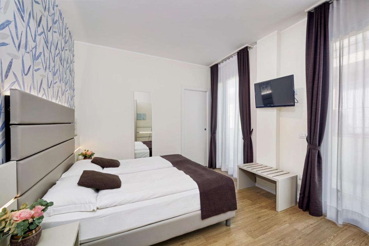 Hotel Astoria Каорле Екстериор снимка