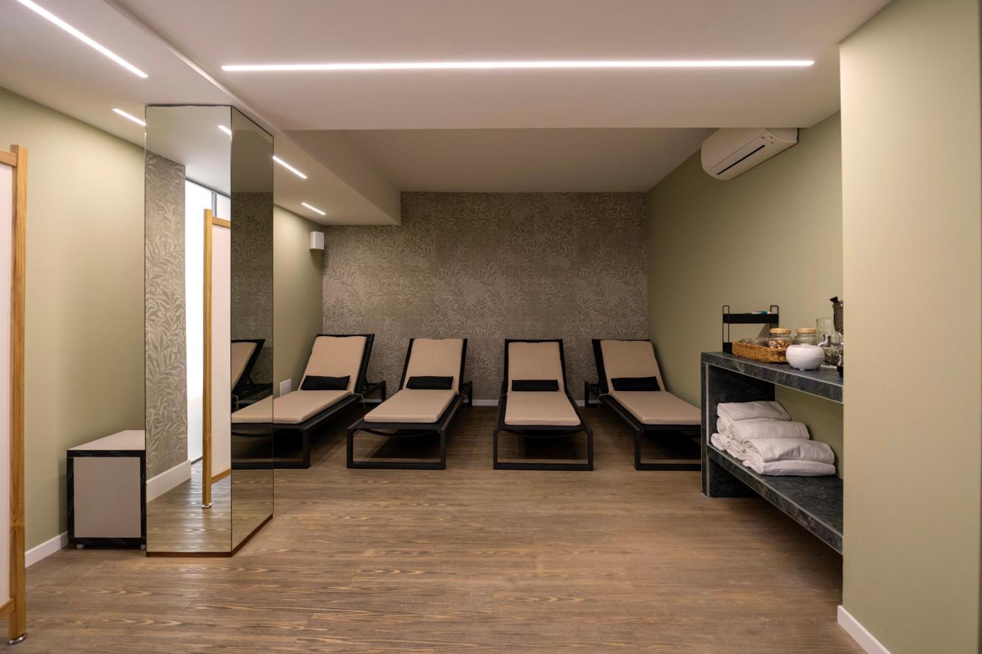 Hotel Astoria Каорле Екстериор снимка